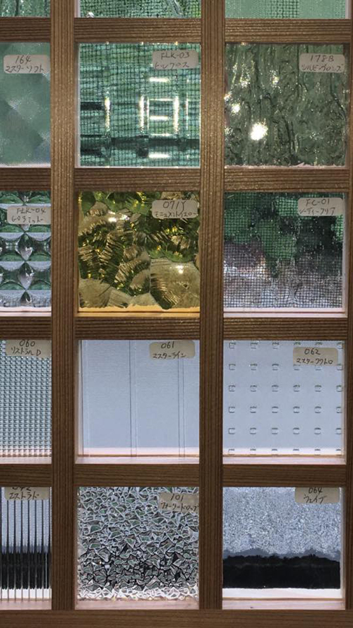 アンティークガラス入り木製建具　(2018.05.21)