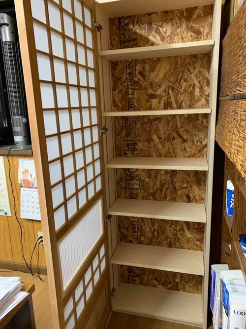 木製建具扉付き収納箱　(2019.03.29)